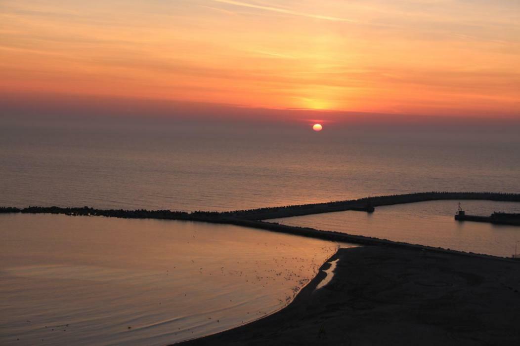 Faleza Nord Sea View Apartment Κονστάντζα Εξωτερικό φωτογραφία